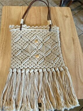 Vintage 70s Boho Macrame Fringe Shoulder Bag Cream